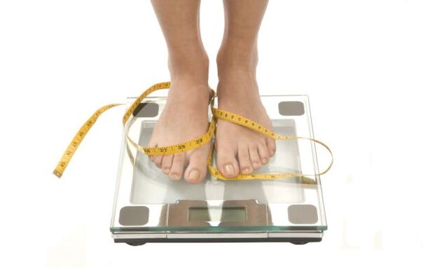 الوزن أثناء فقدان الوزن في المنزل